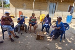 Dégustation de vin de palme,(bounouk), à Soucouta